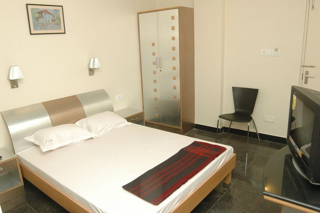 Hotel S R M Central Park Chennai Bilik gambar